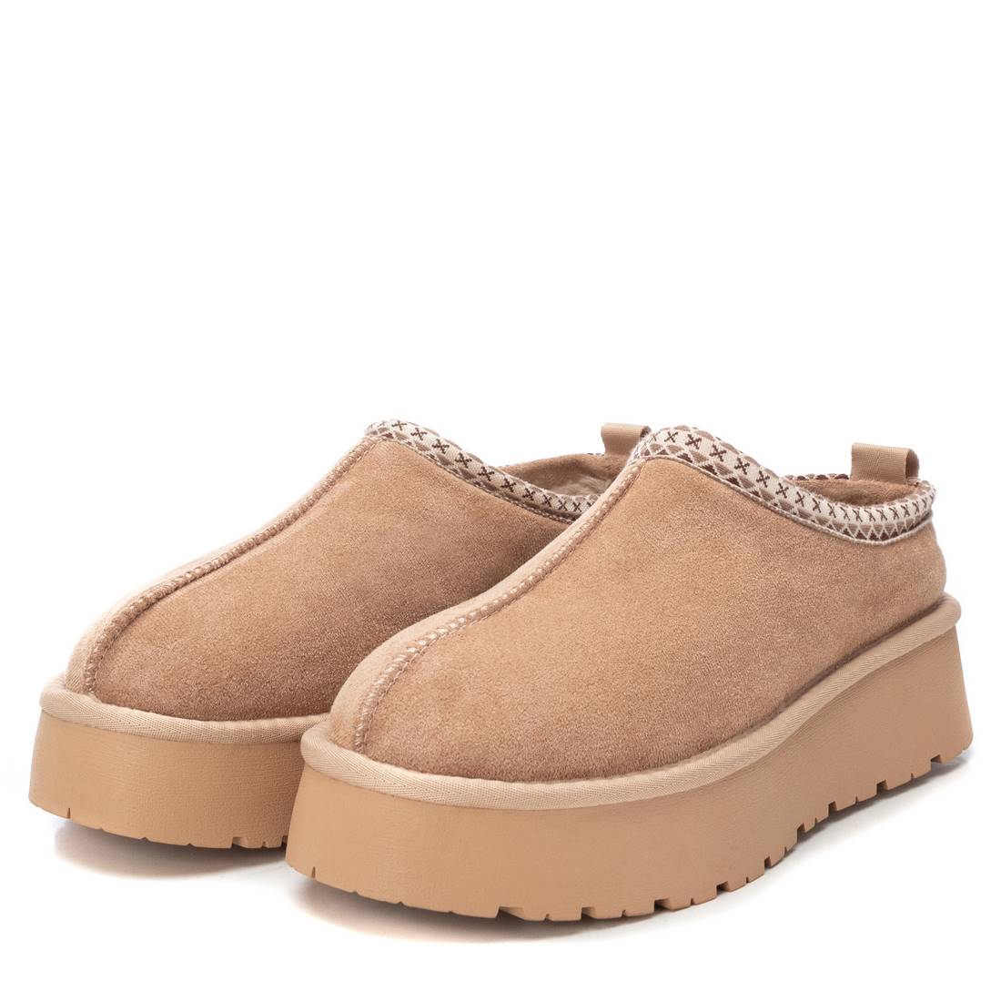 XTI Lightweight Faux Suede Platform