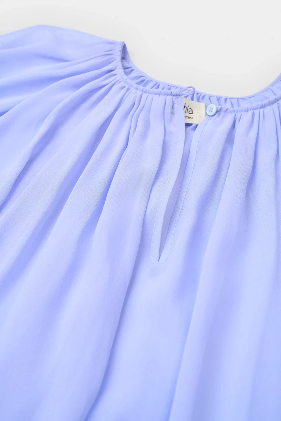 Psophia thystle close up collar