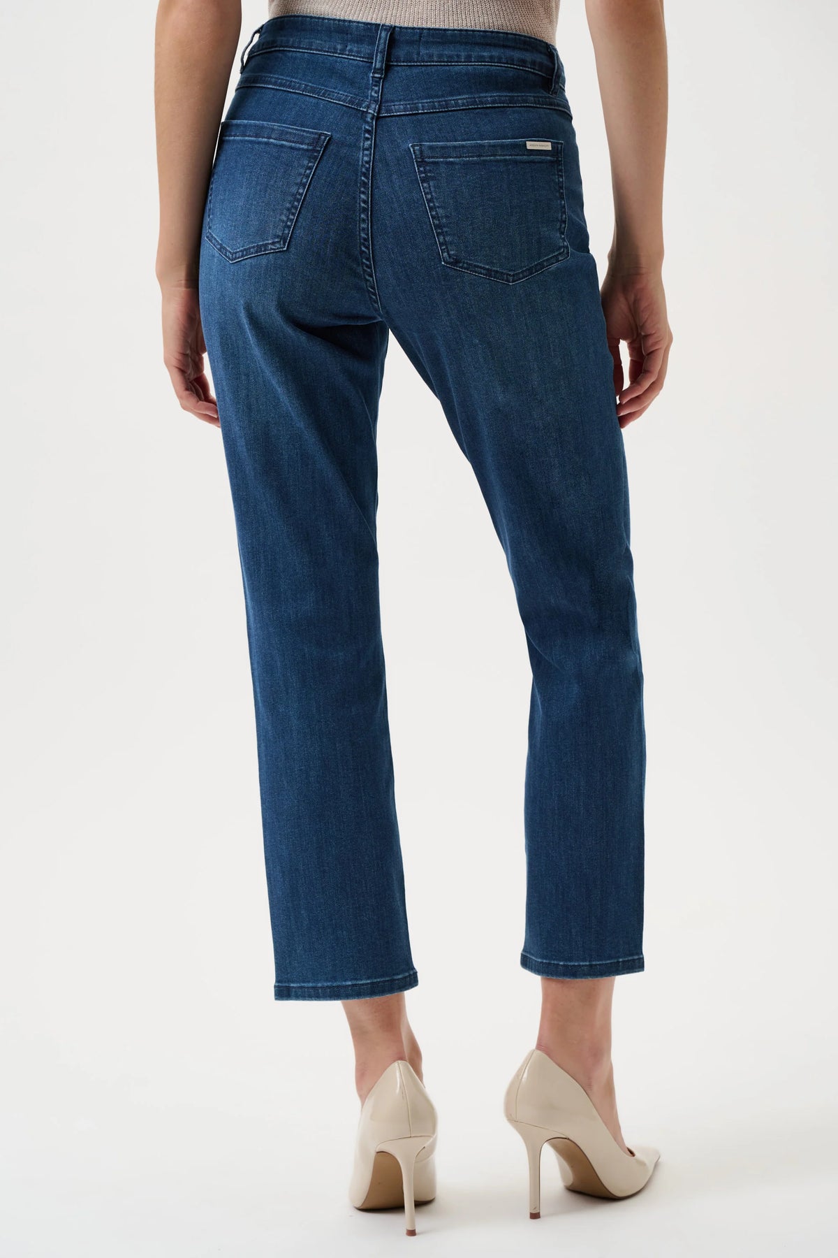 Gia | Classic Slim Fit Stretch Jeans