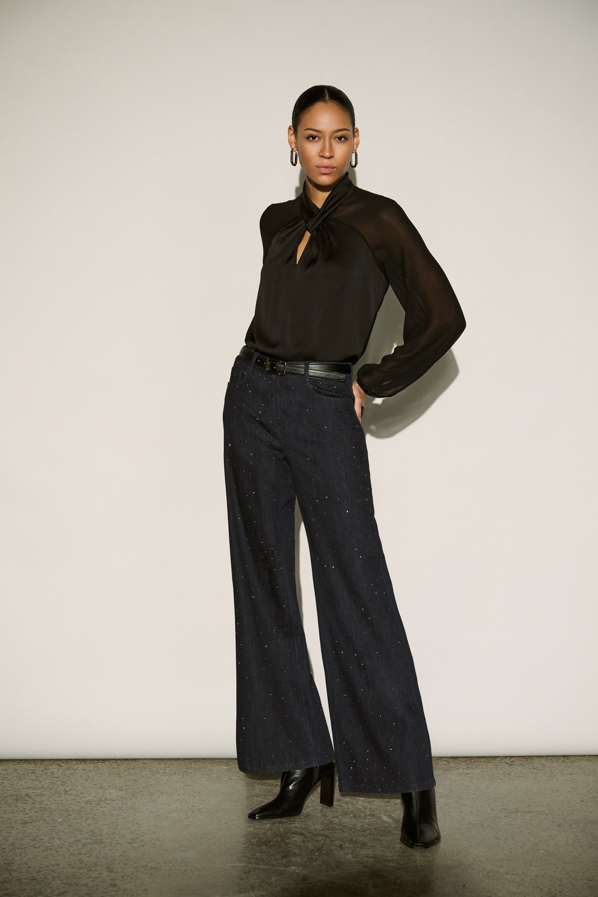 Classic Rhinestone wid- leg jean