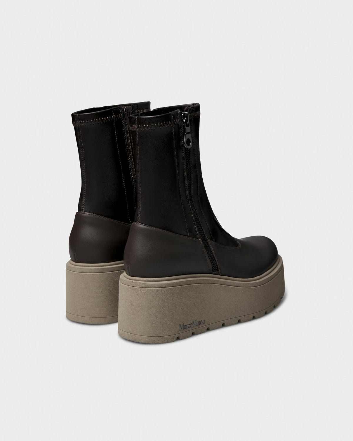 Contrast Boot