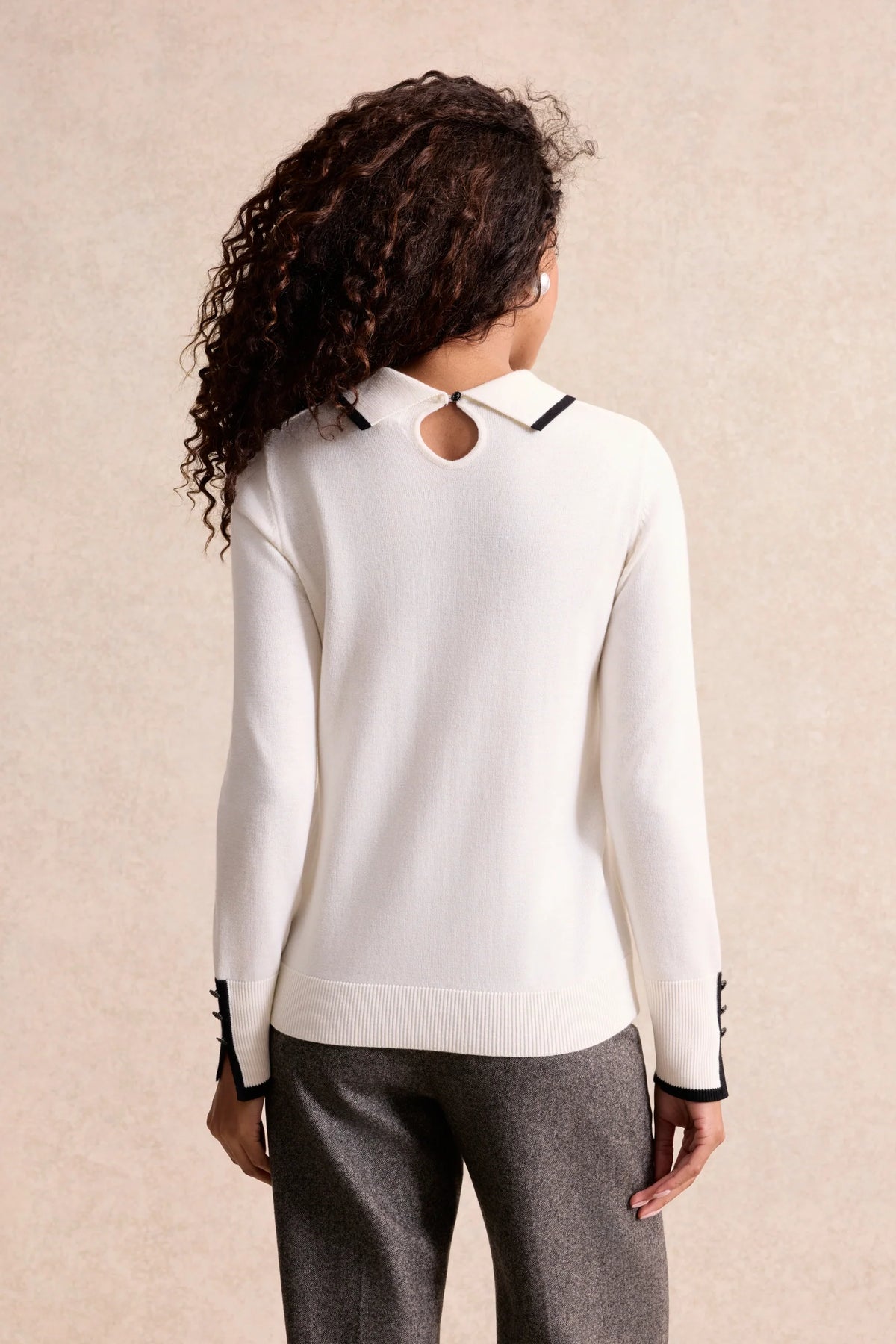 Leo & Ugo Capucine Ecru sweater back view