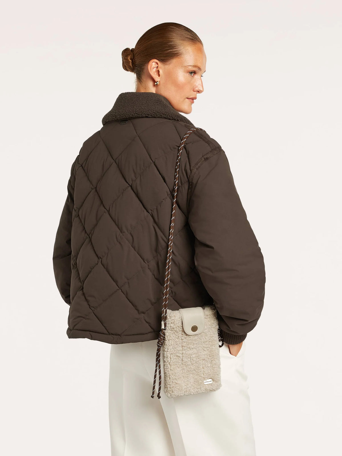 Beaumont Ana teddy phone bag in Off White