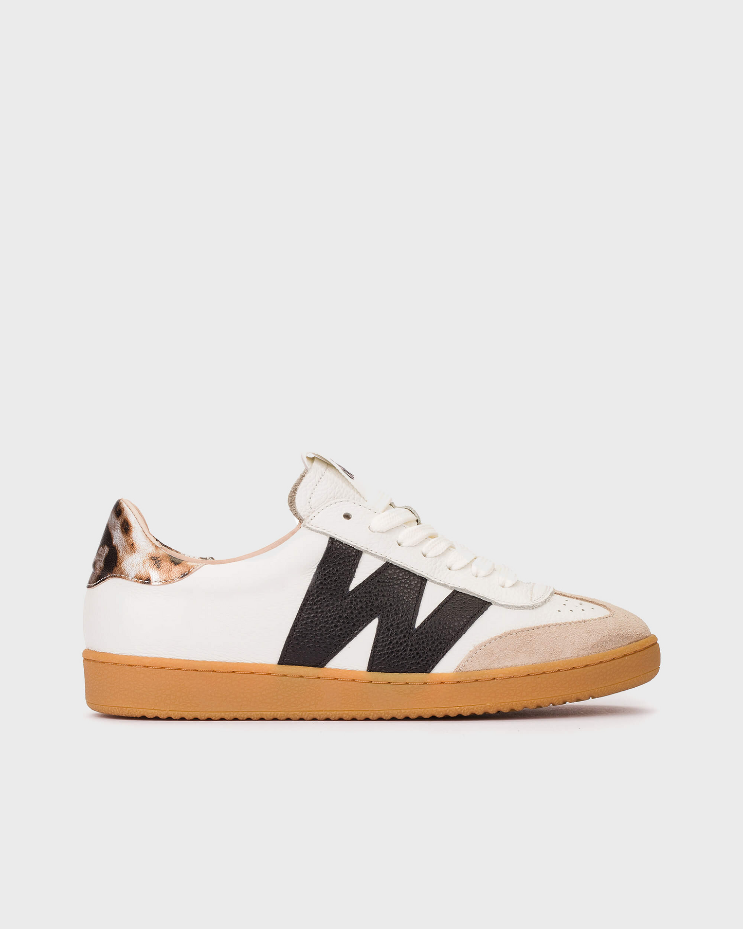 AP-2001 trainers