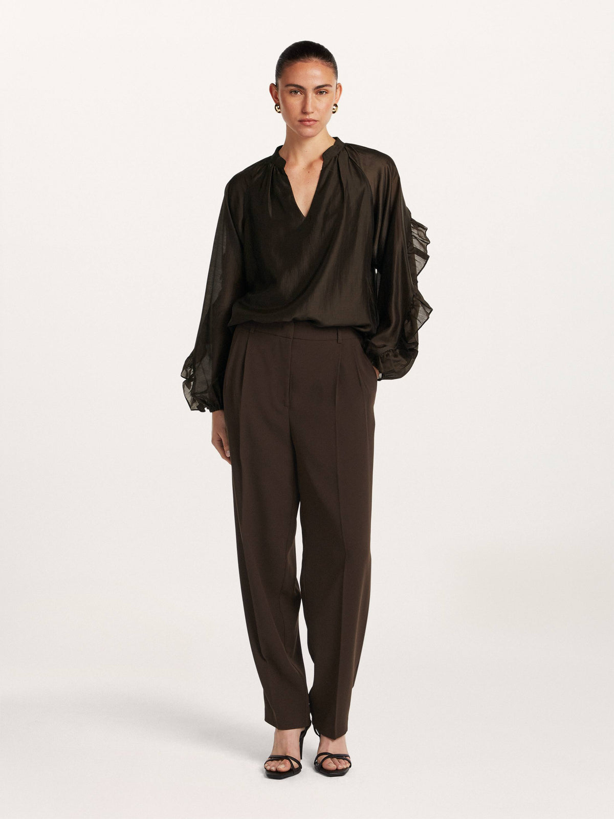 Beaumont Amanda Blouse in dark brown front view showing loose fit and ruffled long sleeves