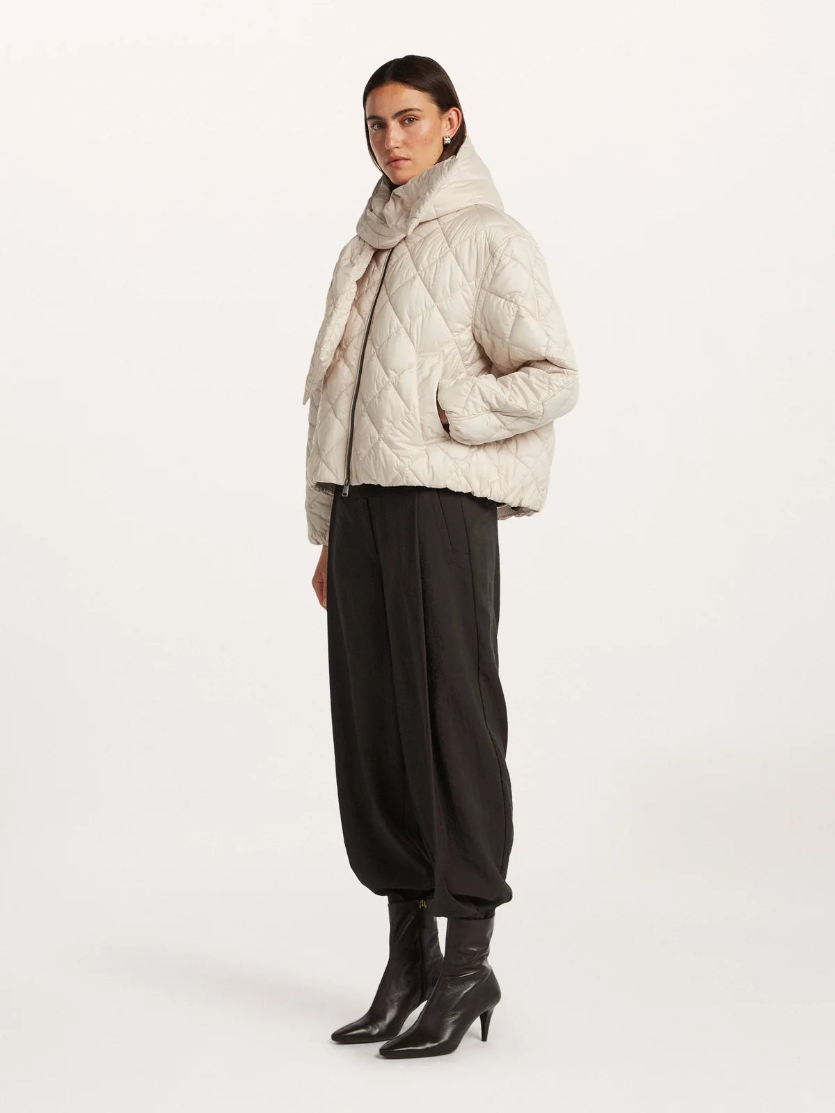Beaumont Violetta Jacket in Kit front view