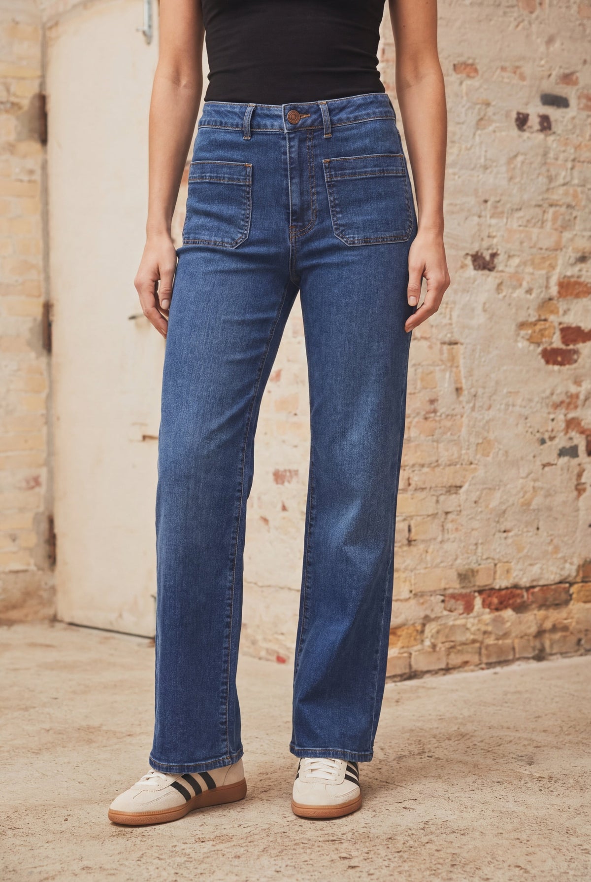 I SAY Bologna Classic wide-leg jeans styled on model