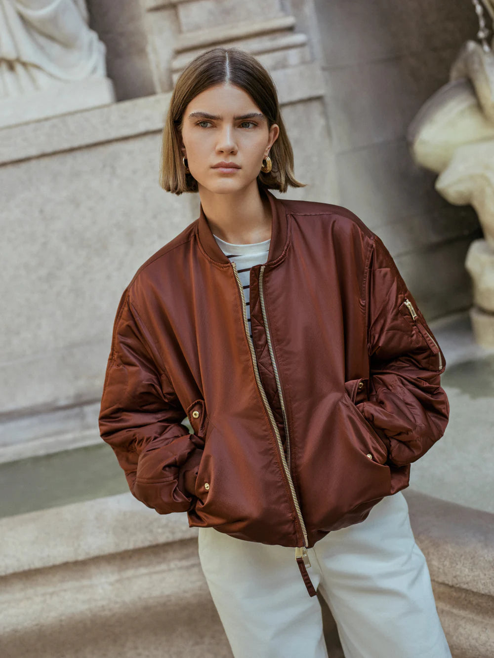 BM02110261 bomber jacket