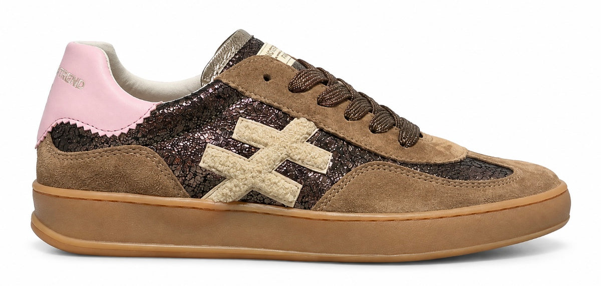 Another Trend A032 87 Baby Silk + Bolzano Trainer