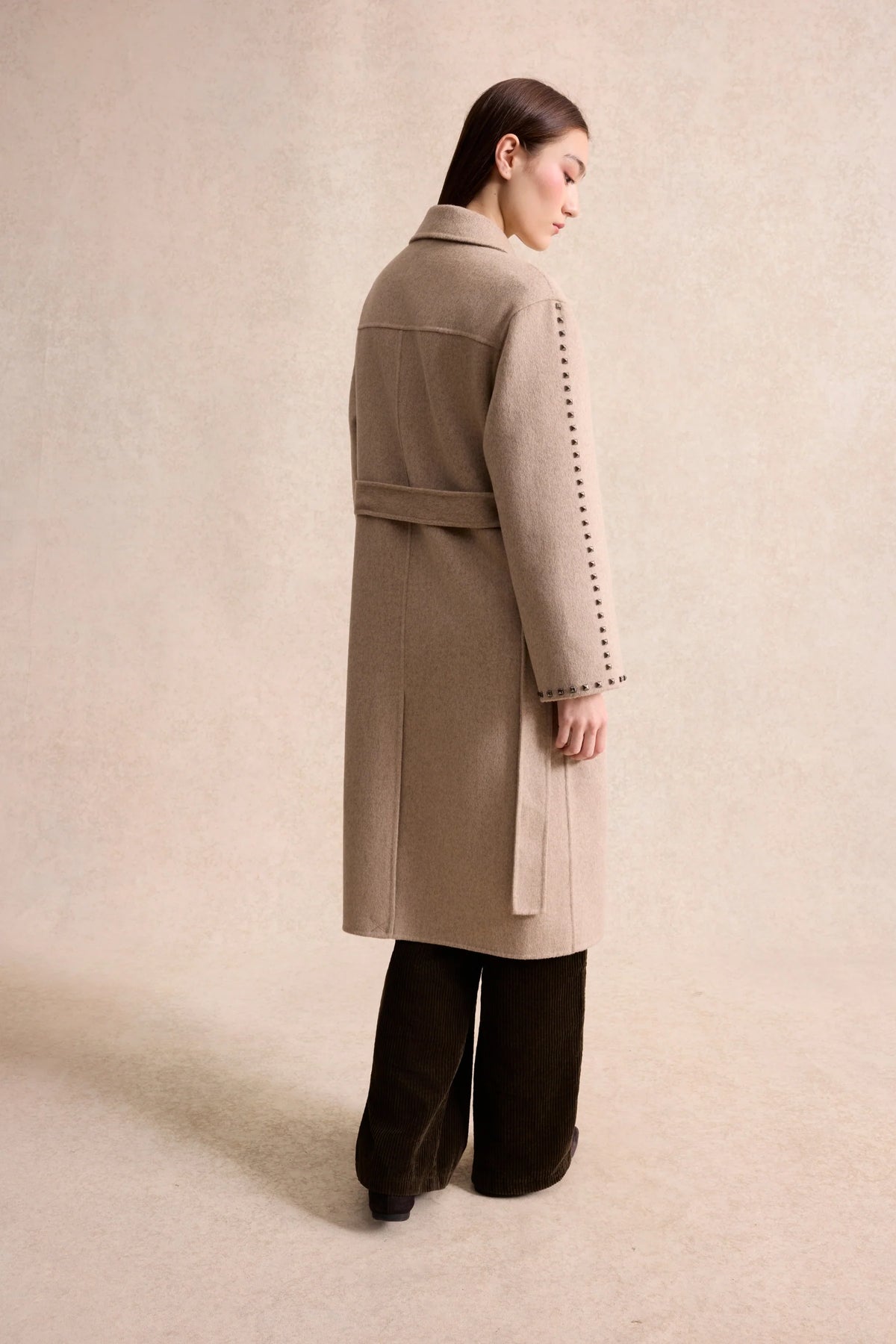 Leo & Ugo Cassandre Beige coat back view