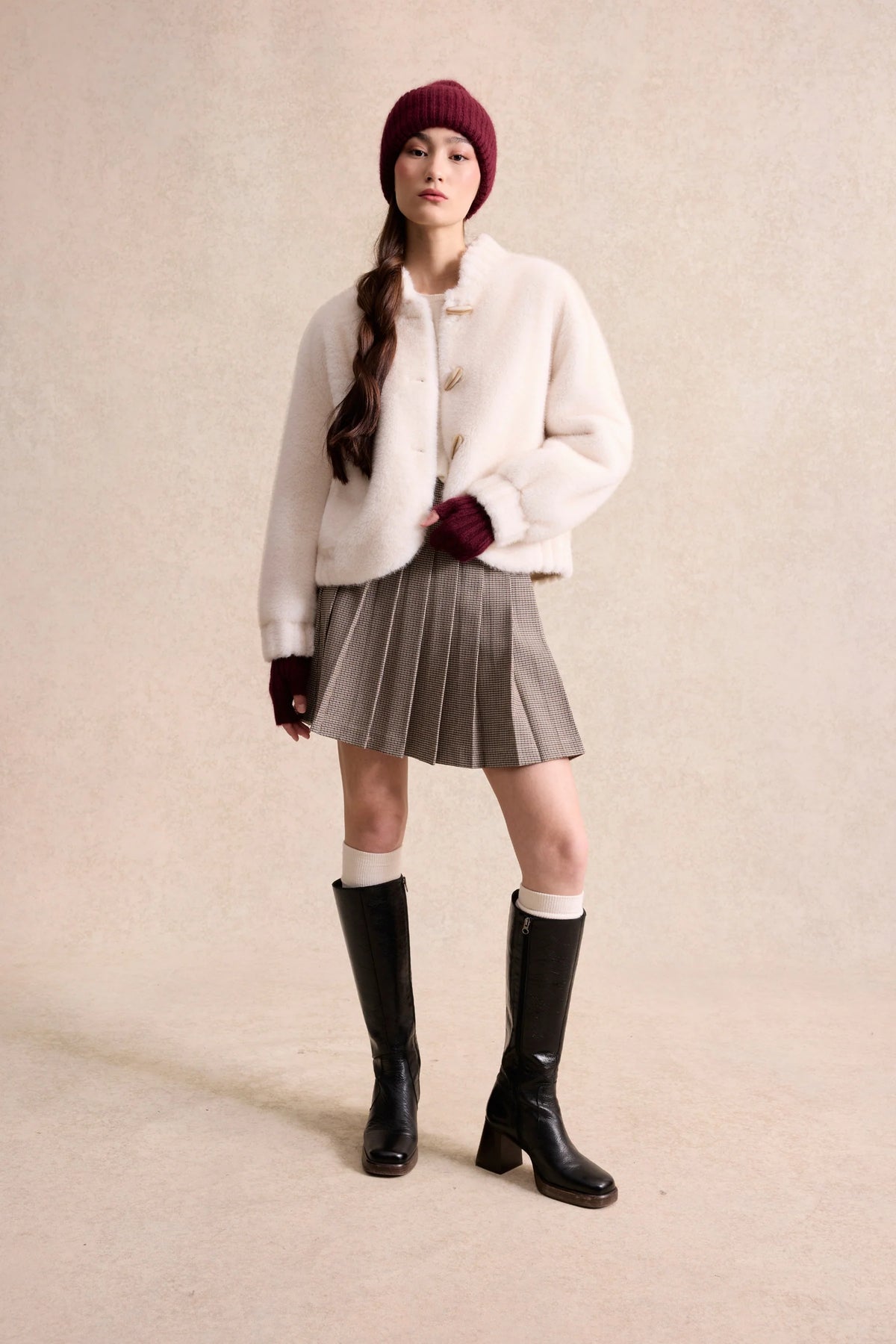 Leo & Ugo soft faux fur jacketoff white 