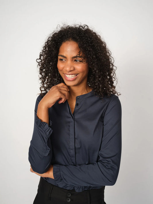 Mos Mosh mmattie shirt night blue worn by model
