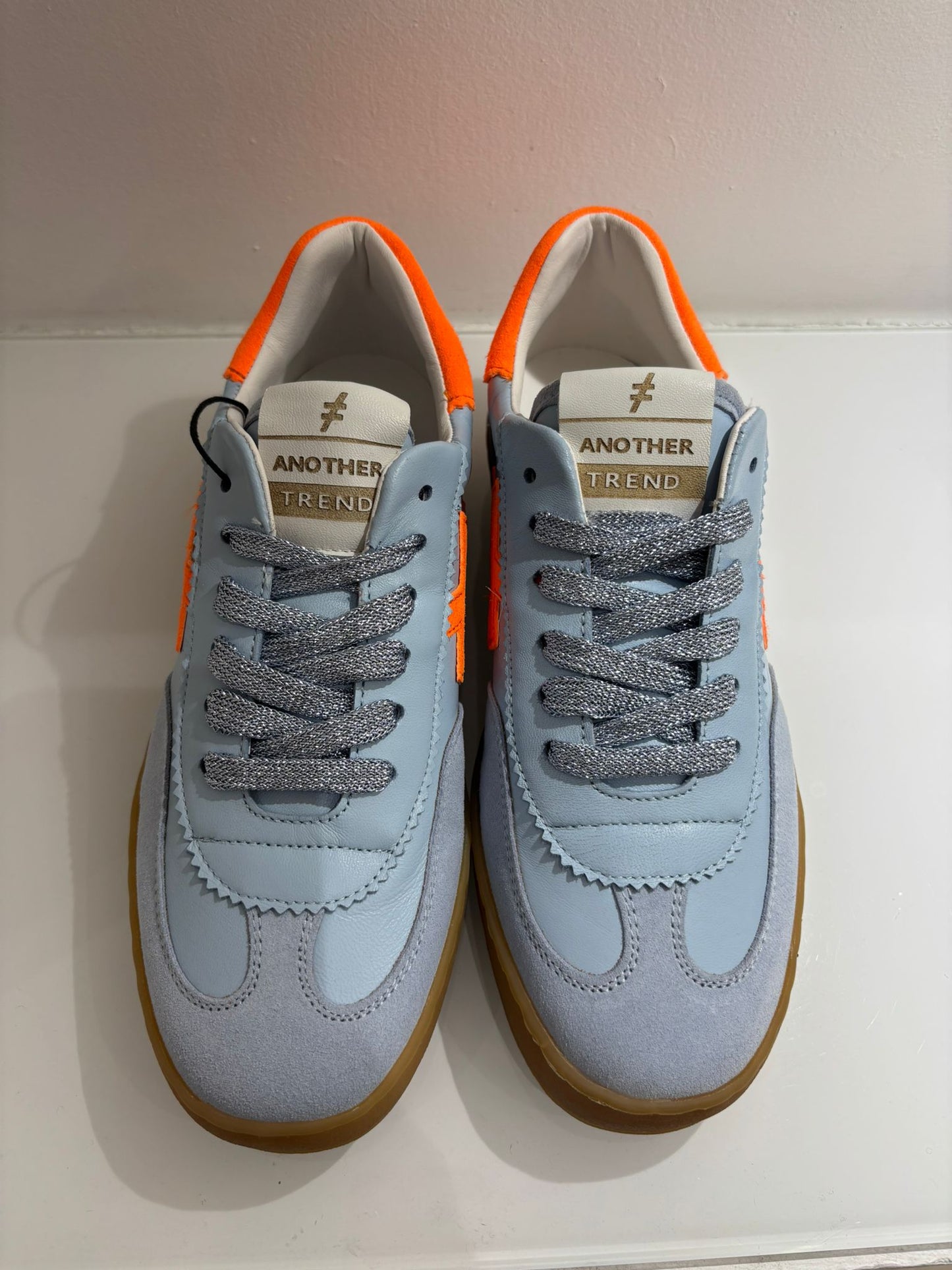 A032 trainer ss26