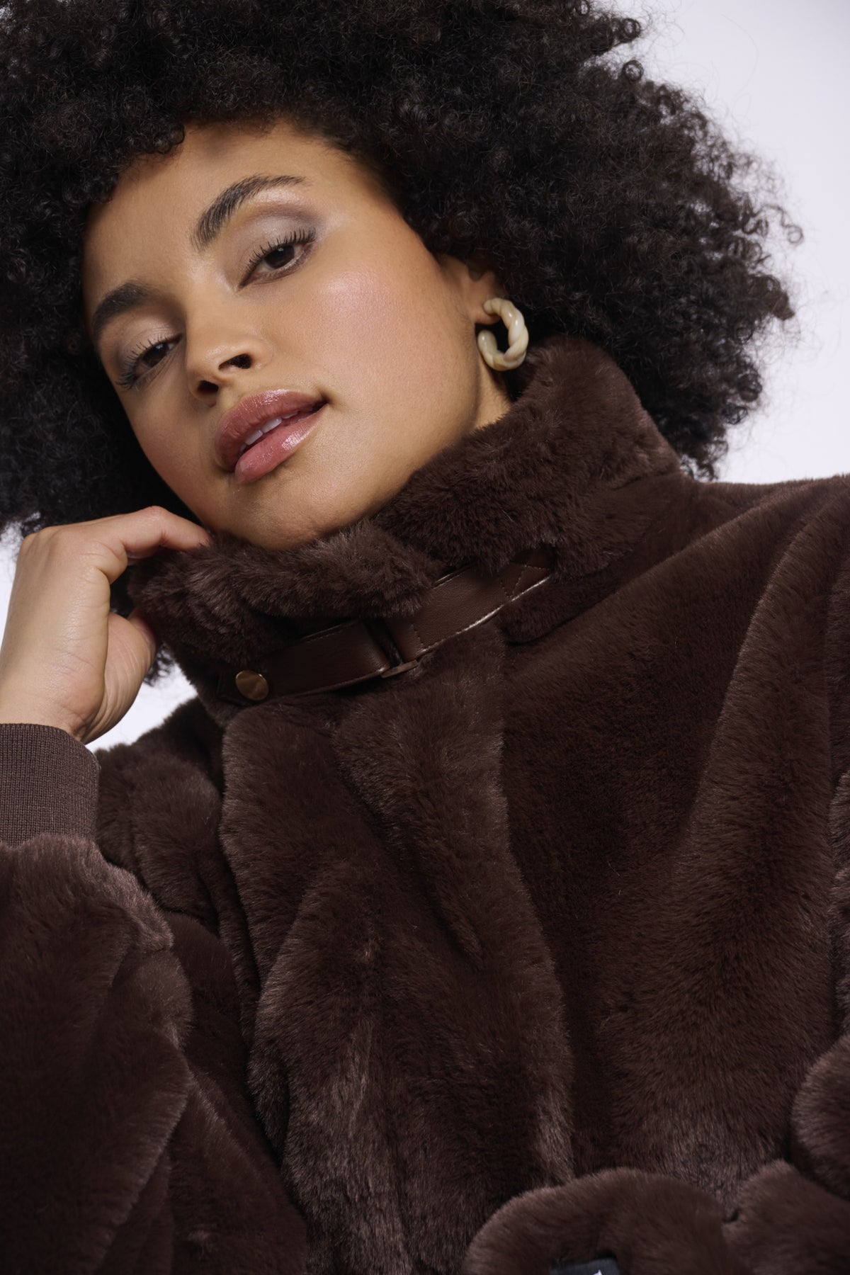 Rino & Pelle Ambra coffee roast faux fur fabric detail