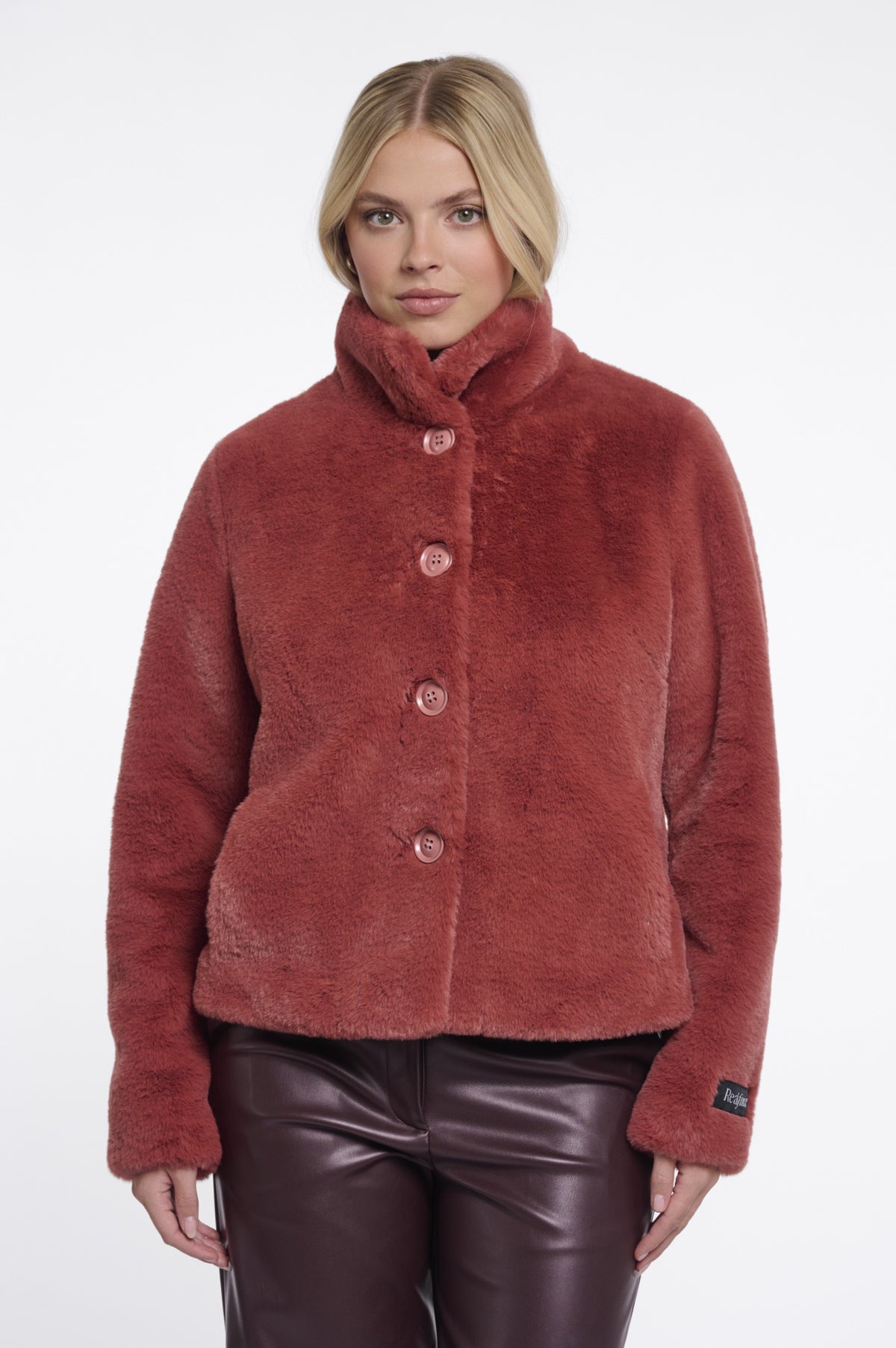 Rino & Pelle Vie faux fur jacket front view antique rougue 