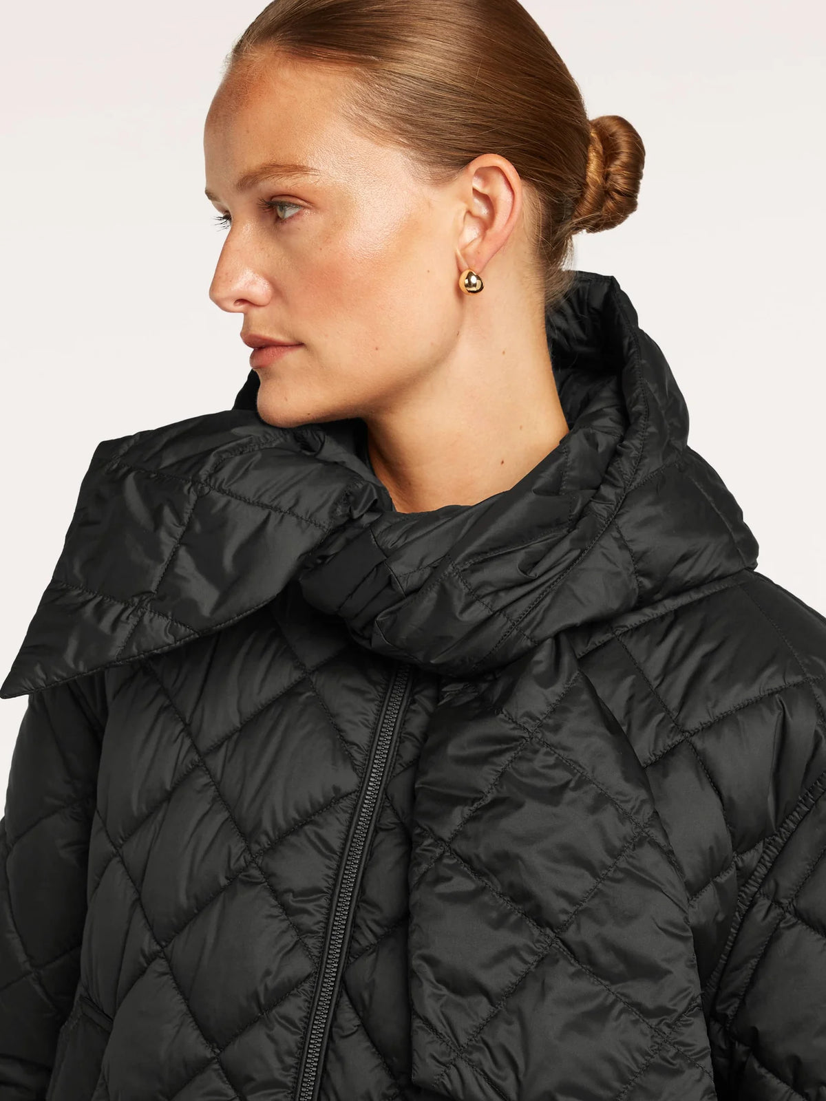 Beaumont Violetta quilted jacket in Black with detachable hooded bow