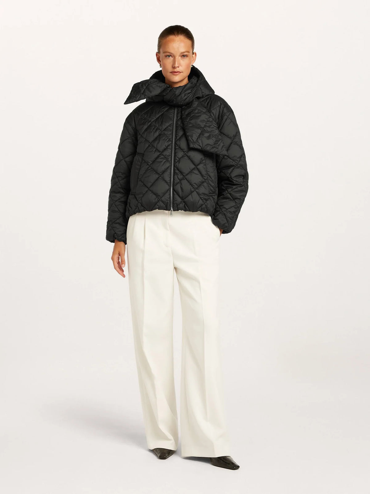 Beaumont Violetta Jacket in Black front view