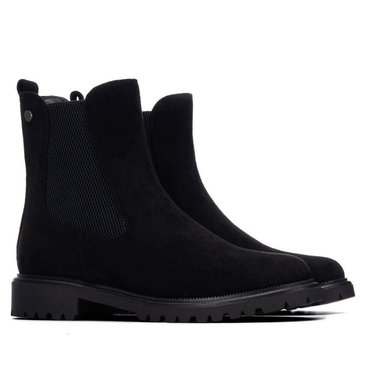 XTI Chelsea Ankle Boot style 14624201 in Black side profile