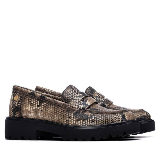 XTI Loafer style 14625501 in Snake Print side profile