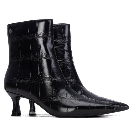 XTI Ankle Boot style 14621802 in Black side profile