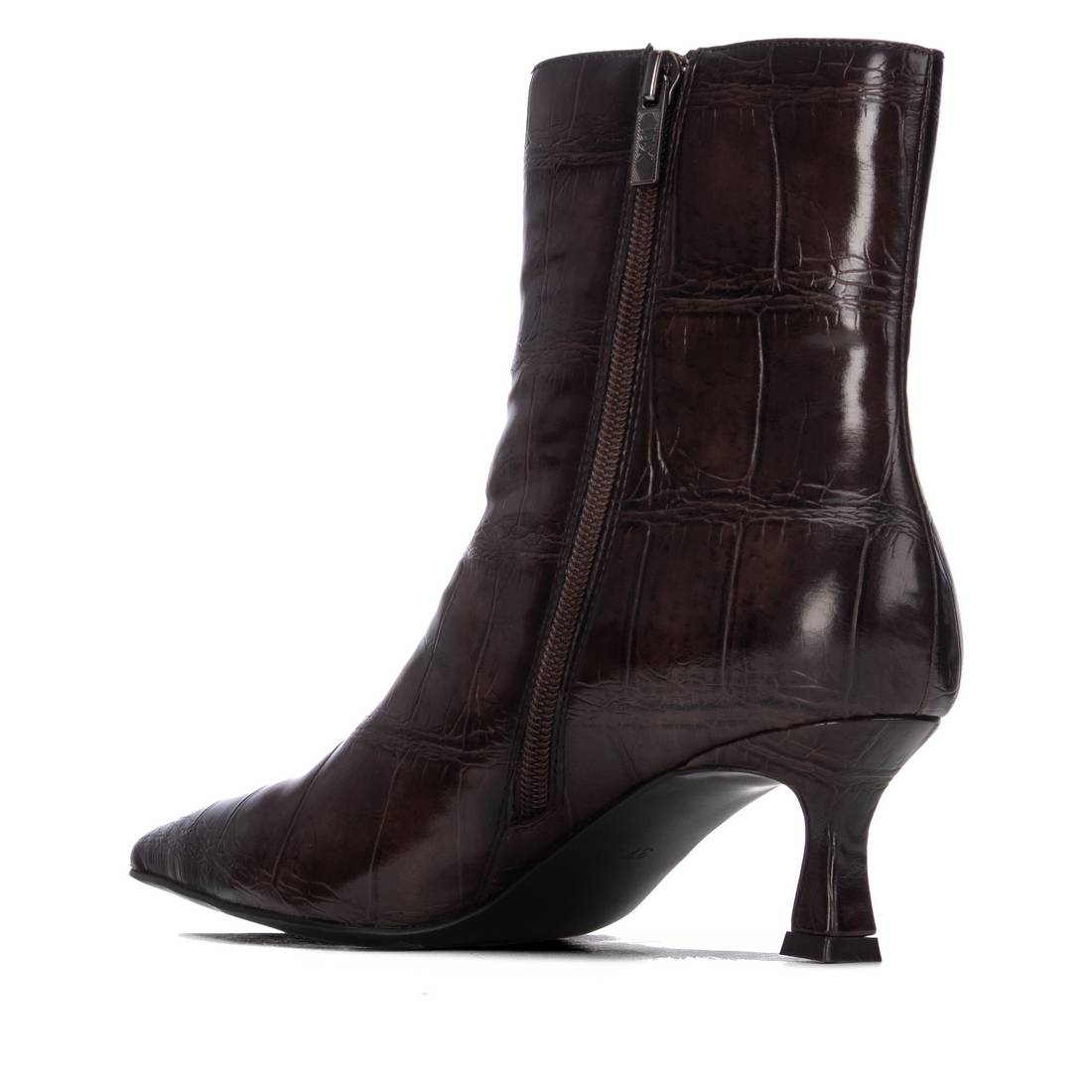 Product-only image of XTI 14621803 ankle boot in Brown