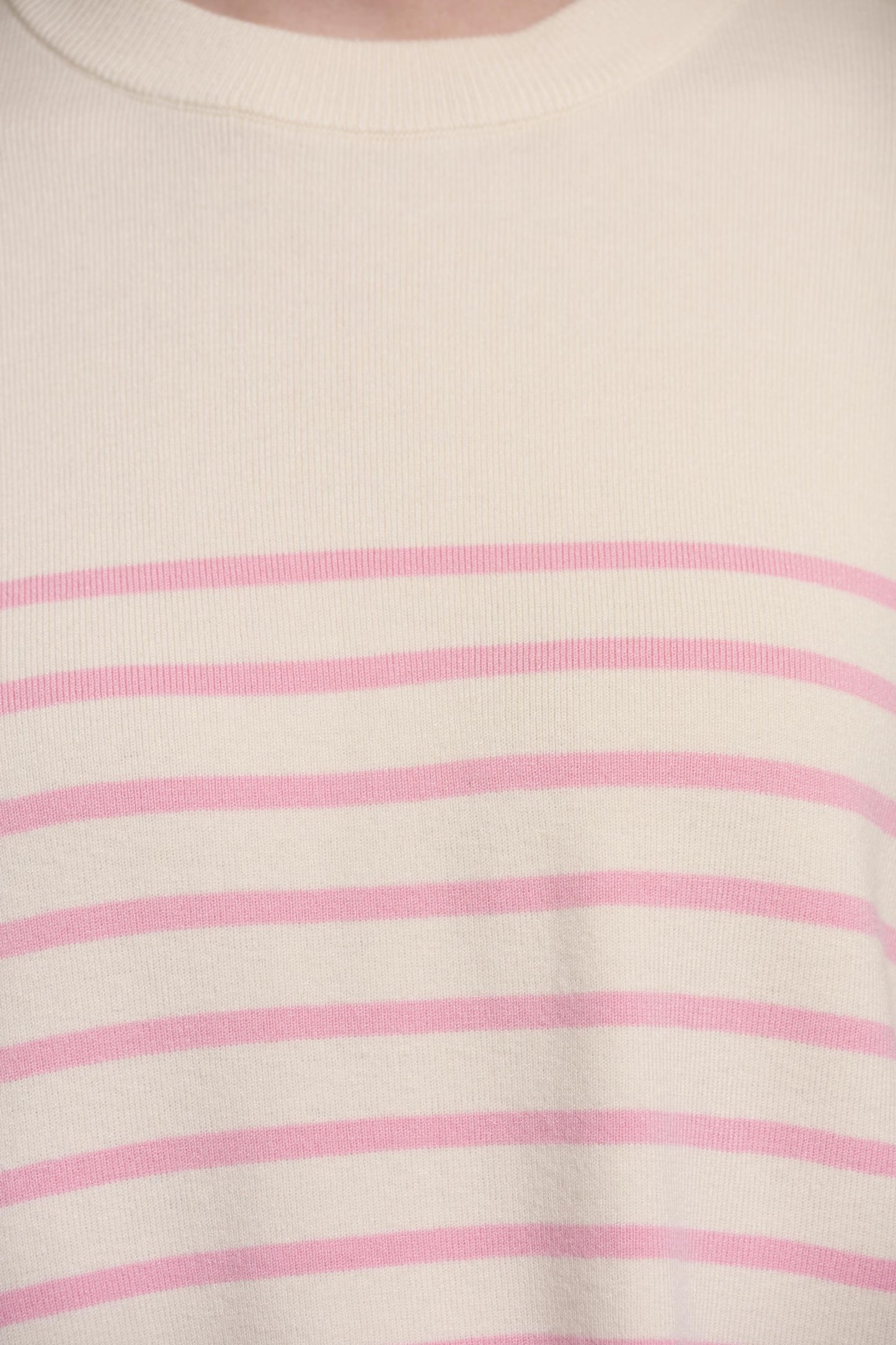 Yelin sweater