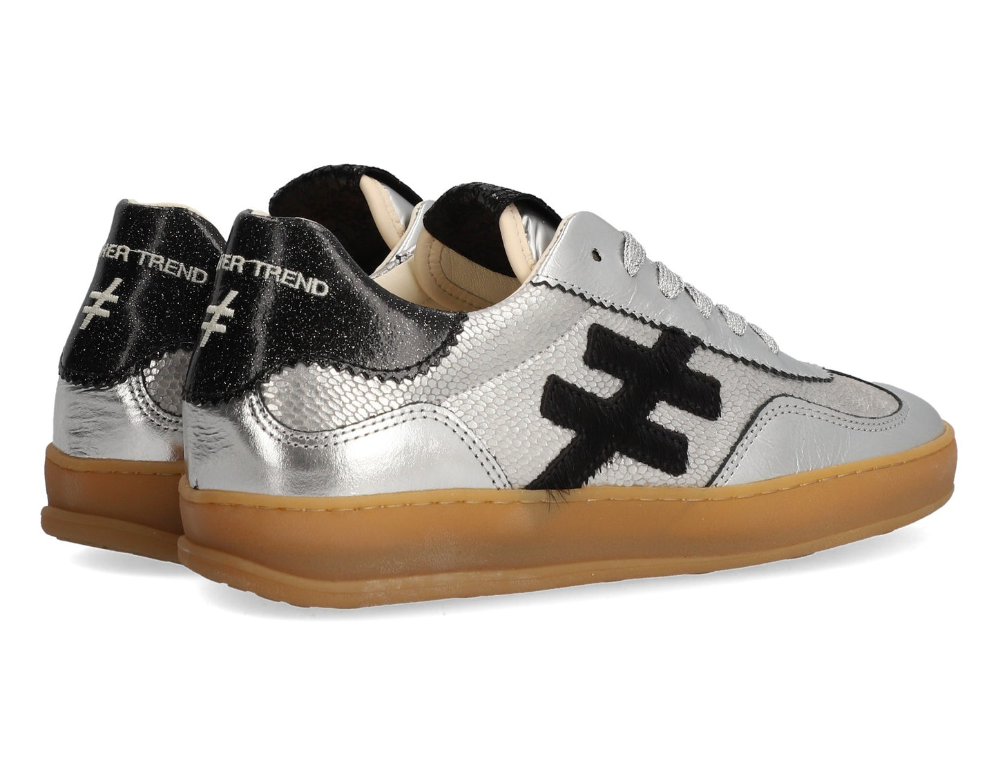 A032 trainer ss26
