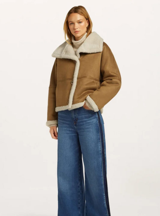 beaumont Chayeen reversible faux-shearling jacket in Tobacco