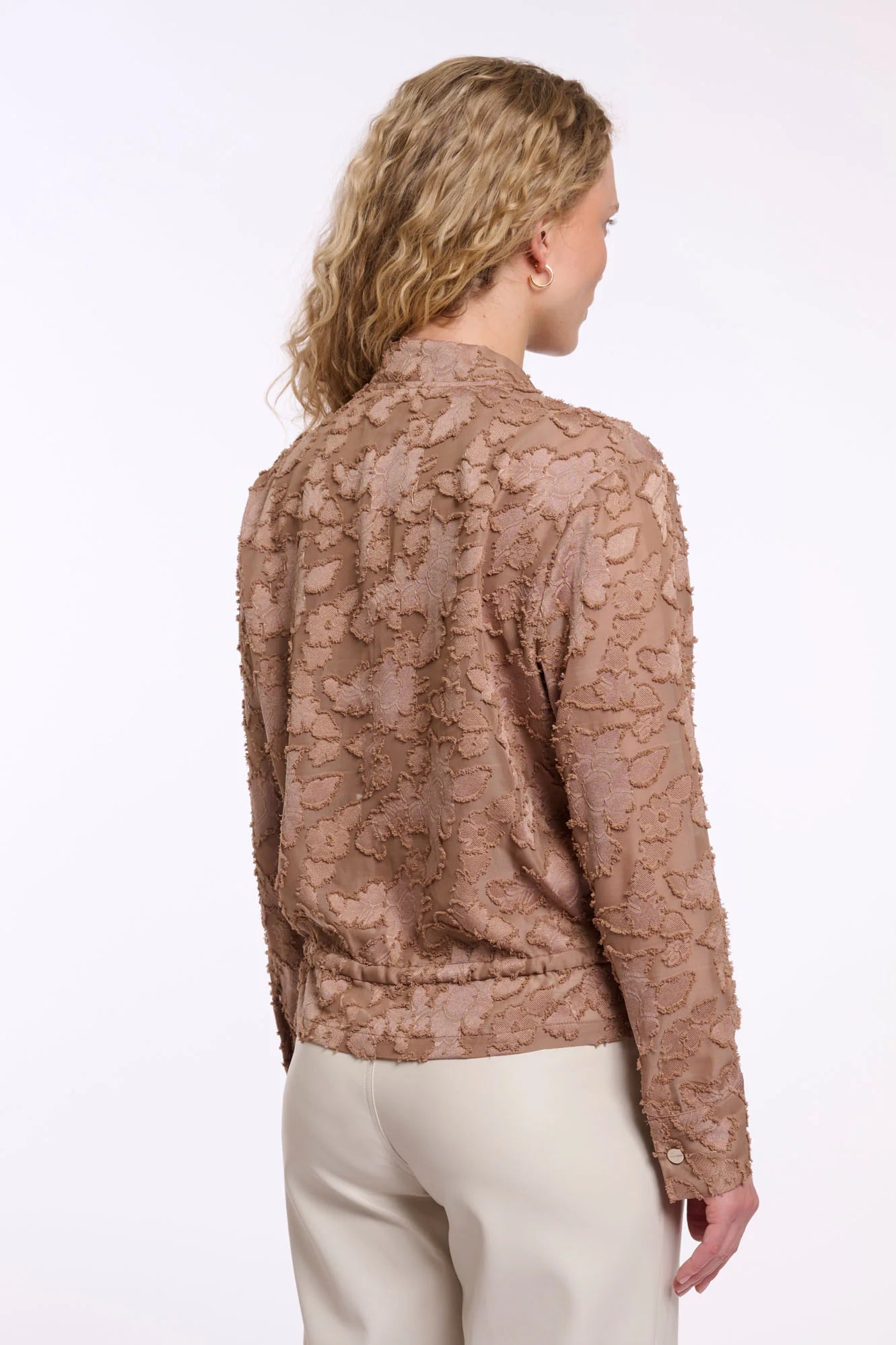 Priori jacket